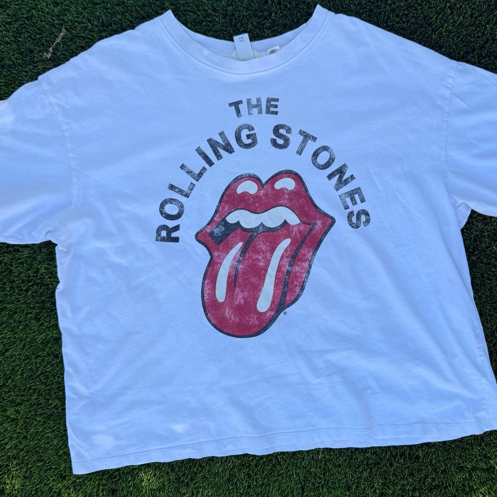 H&M The Rolling Stones Women’s White Graphic Tee with Red Tongue Logo